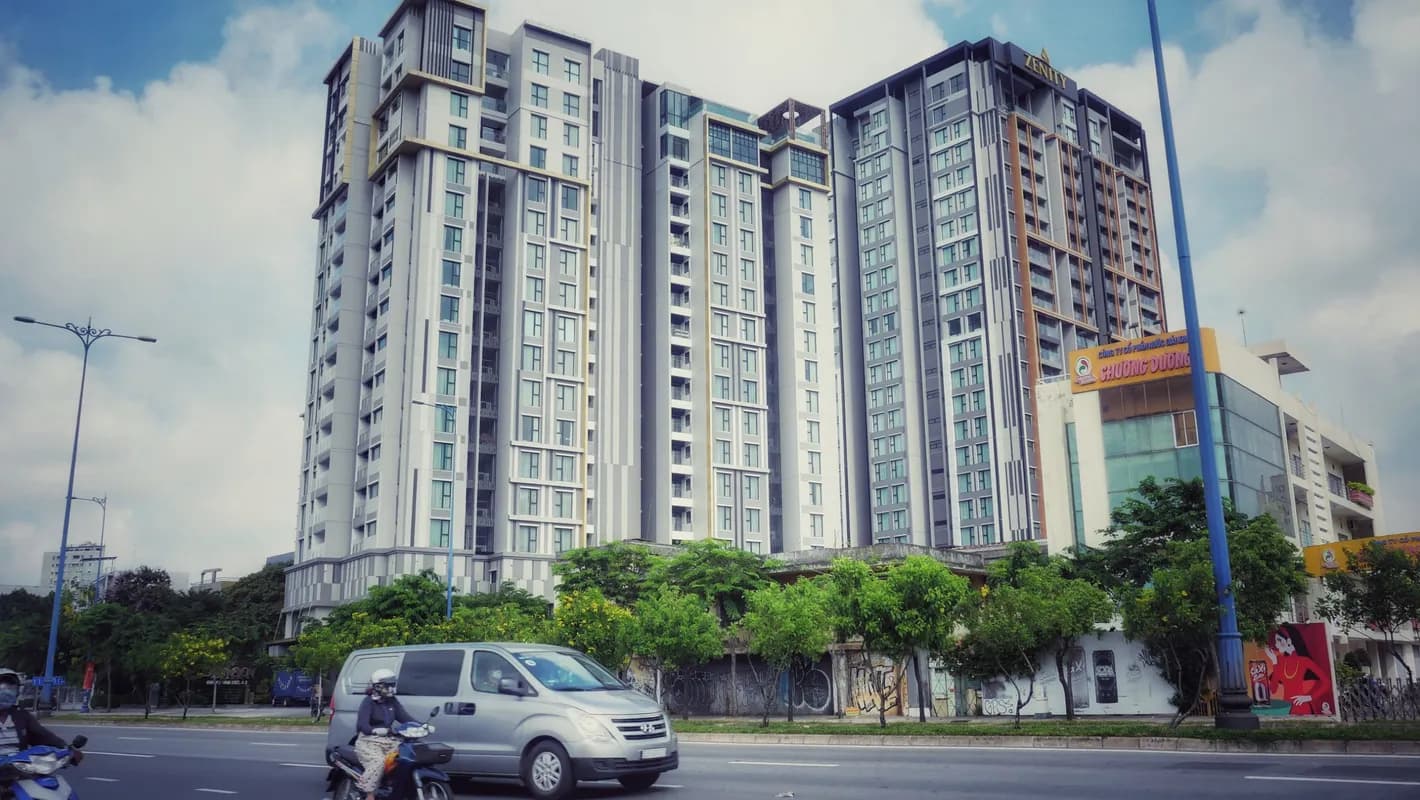 Zenity — Quận 1, Thành phố Hồ Chí Minh — ảnh 5