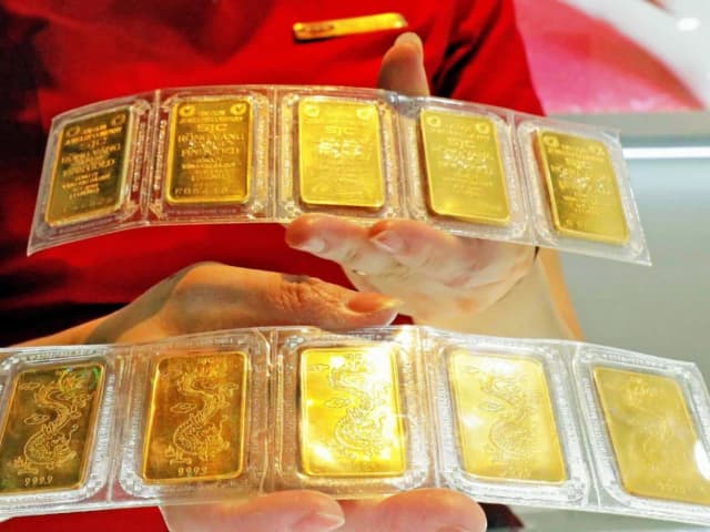Giá vàng lên xuống liên tục, kênh đầu tư nào hiệu quả trong năm 2024?