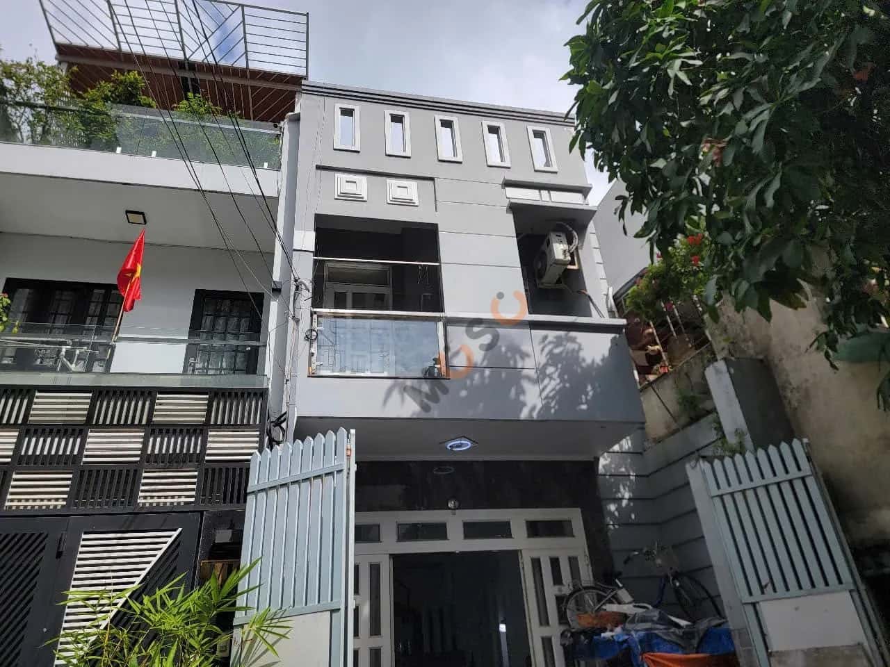 Bán nhà hẻm 1/16 Hoàng Xuân Hoành Quận 1, TP.HCM – 3 phòng ngủ, giá 7.9 tỷ Bán nhà hẻm 1/16 Hoàng Xuân Hoành Quận 1, TP.HCM – 3 phòng ngủ, giá 7.9 tỷ
